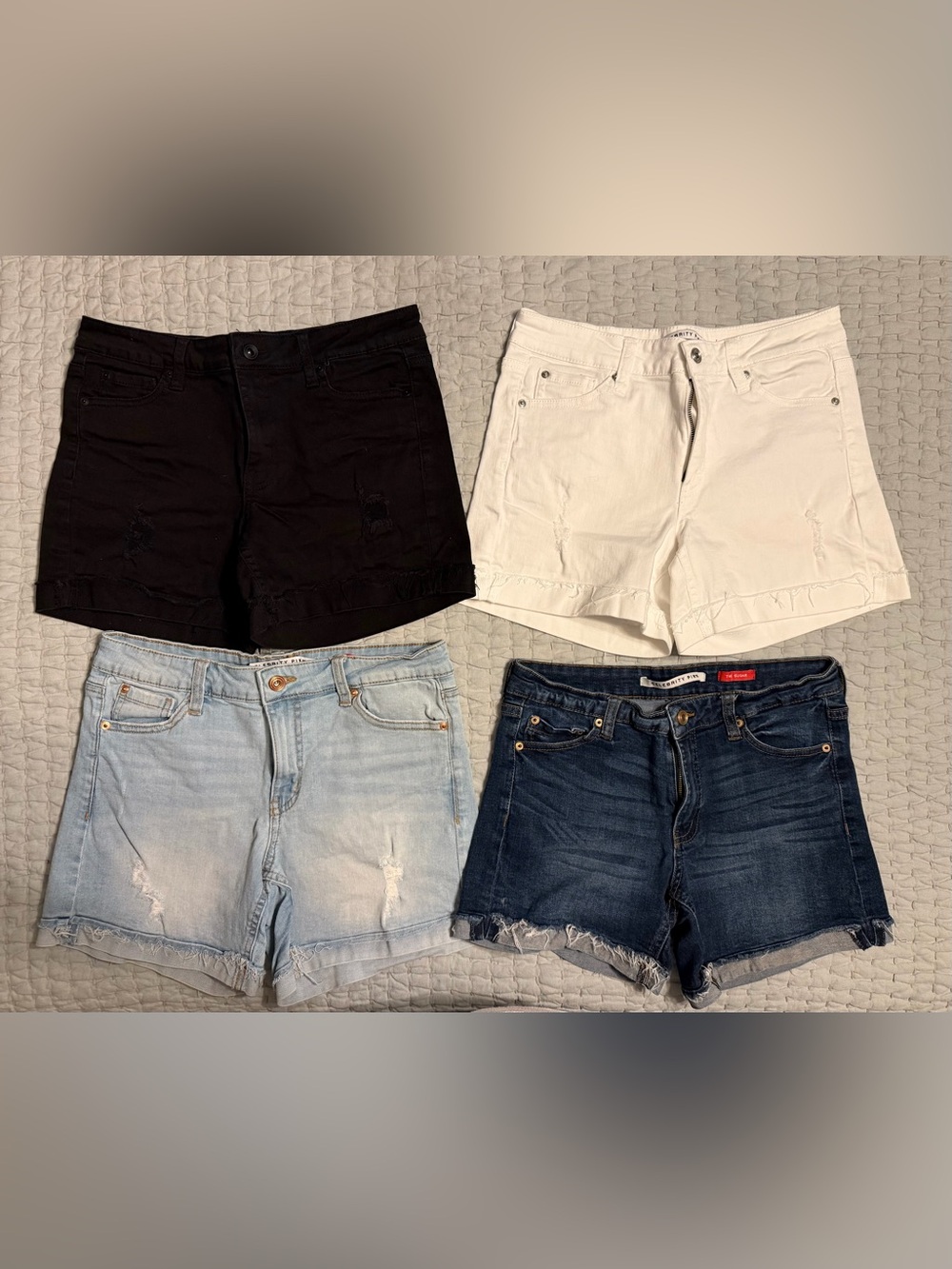 4 pairs Celebrity Pink Distressed Denim Shorts different colors)